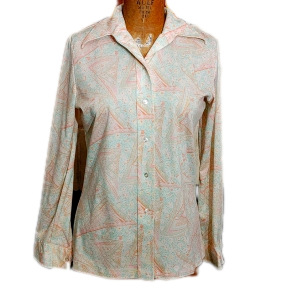 Vintage 1970s blouse.  True vintage gem